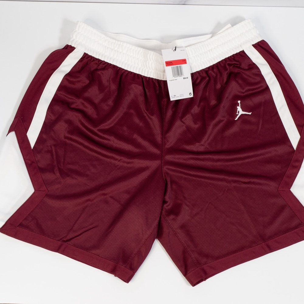 NWT Women’s Jordan shorts